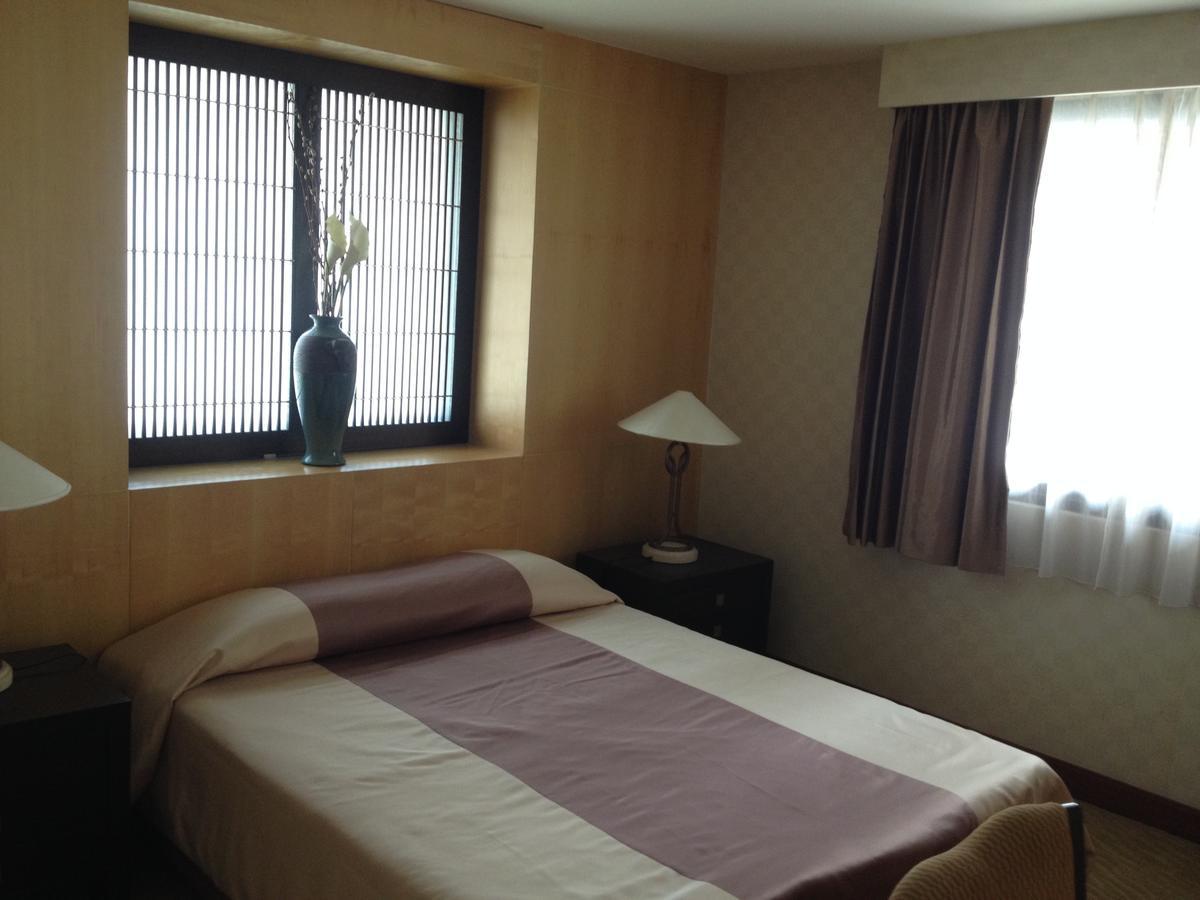Gardengrove Suites Bangkok Ruang foto